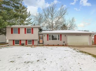 2004 Rosemary Cir, Sandwich, IL 60548