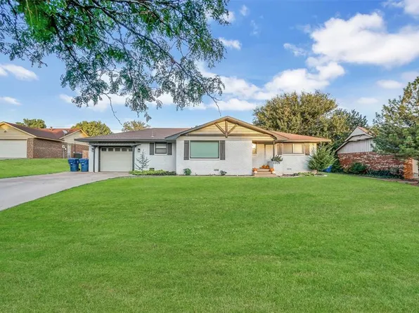 1109 N College St, Cordell, OK 73632