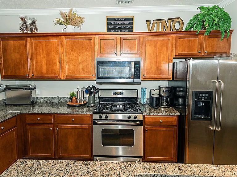 6595 Reserve Dr — Photo 7