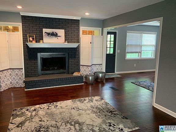 3rd image of 949 Brookridge Dr
