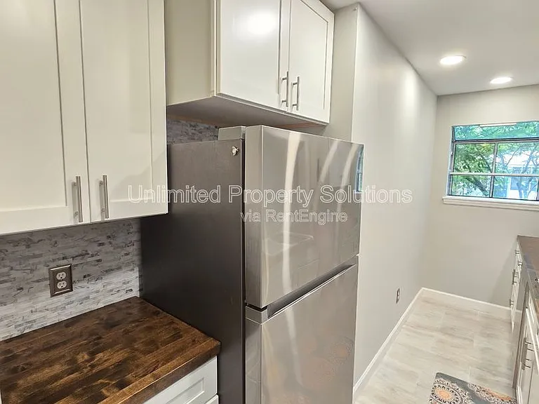 106 Hillsdale Dr — Photo 9