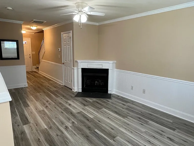 11838 Shoemaker Ct — Photo 6