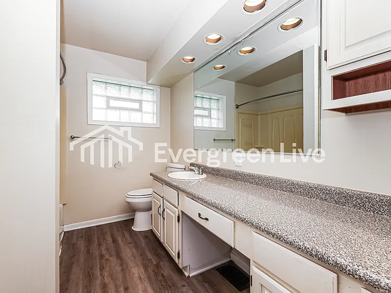 4434 Reading Rd — Photo 11