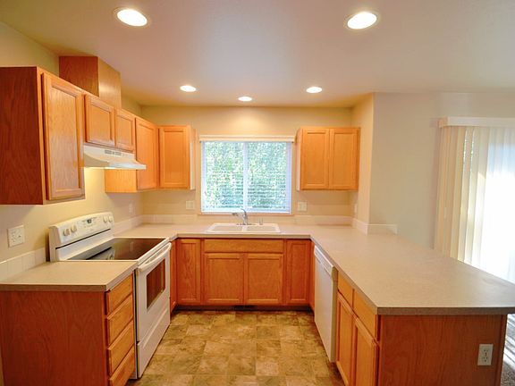 5th image of 6122 S Cushman Ave