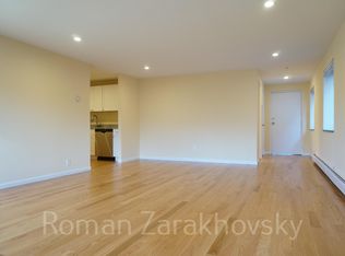 390 Langley Rd #3, Newton, MA 02459