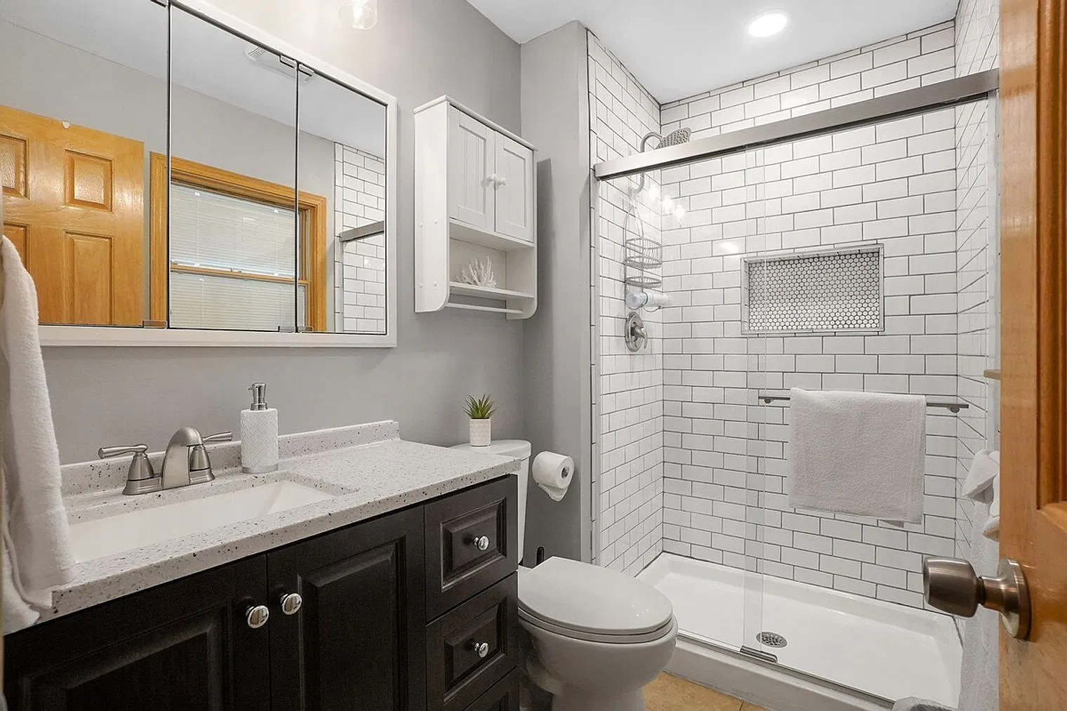 4 bed, 2.0 bath, $16,299 — Photo 4
