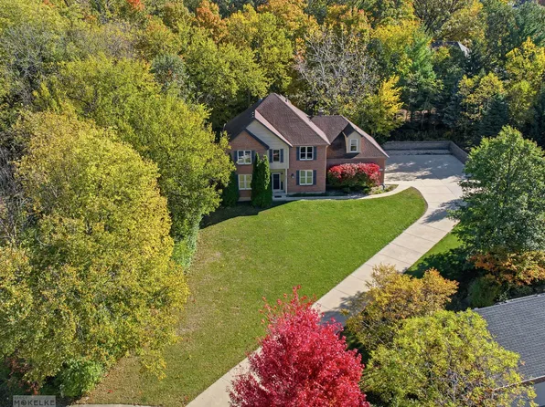 97 Crooked Creek Dr, Yorkville, IL 60560