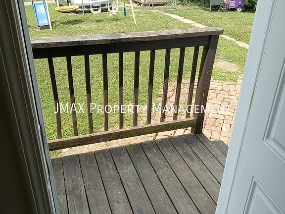 2nd image of 654 Highland Ave SE #1