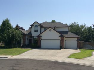 211 Sitka Ct, Richland, WA