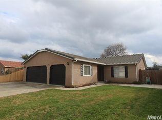 2636 Riverbend Dr, Modesto, CA 95351