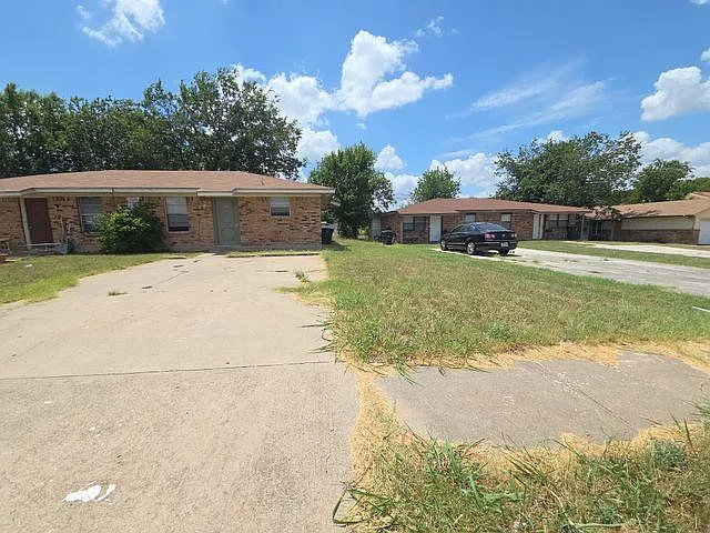 1201 Charisse St #B