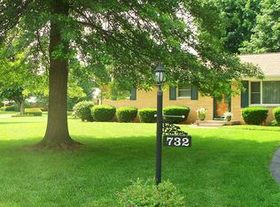 732 Clyde Dr, Greenwood, IN
