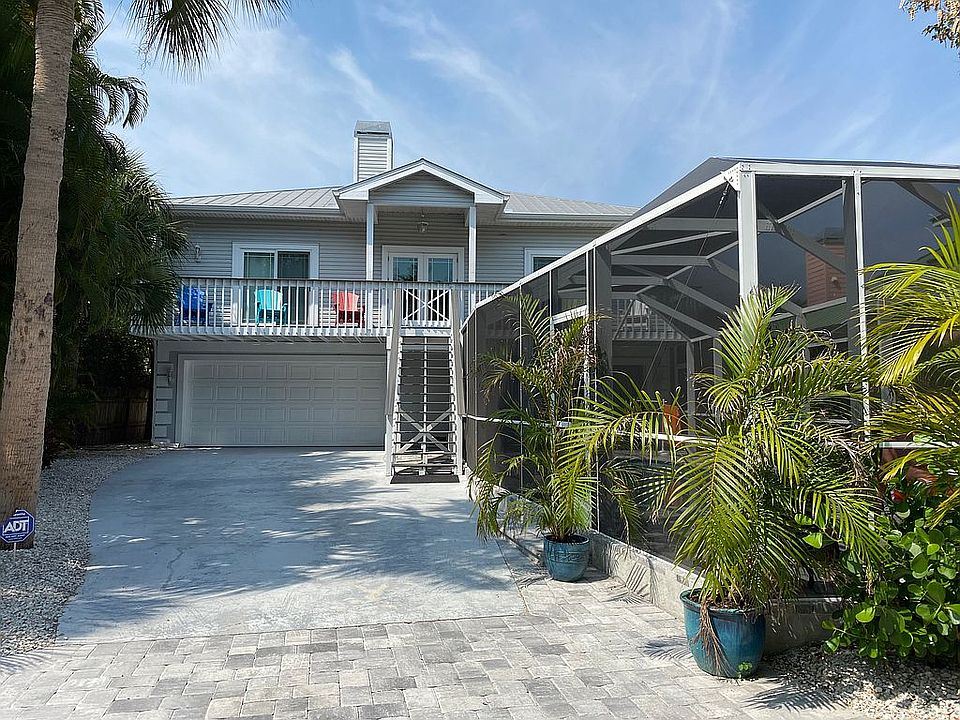 1st image of 387 Island Cir
