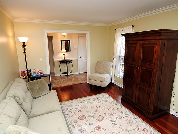 4th image of 3133 Durbin Ct