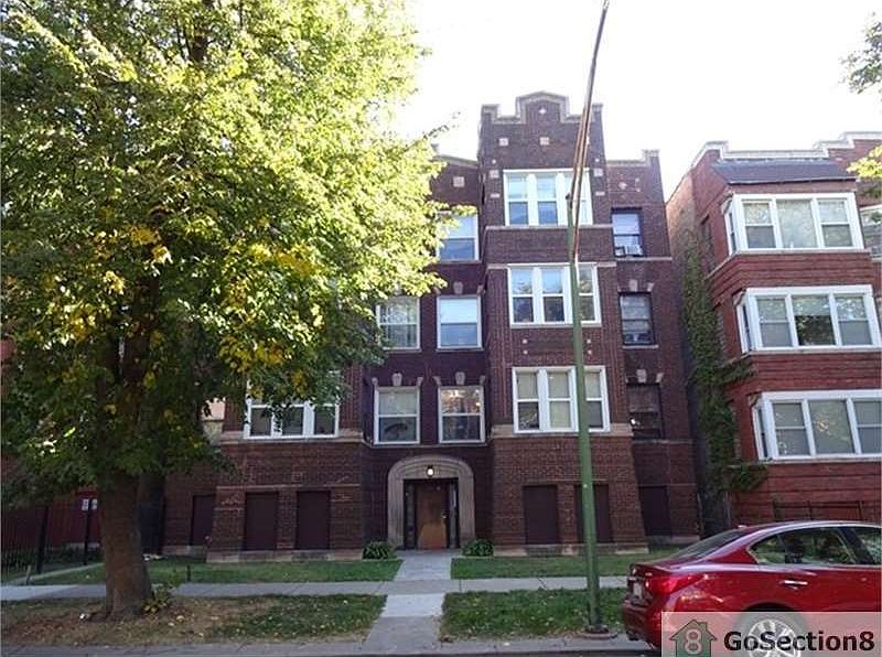 2nd image of 6753 S Clyde Ave