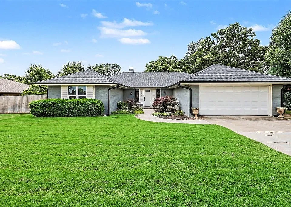 1316 Mockingbird Ln