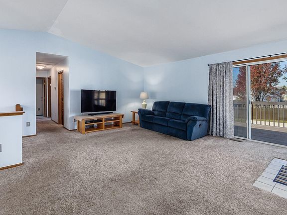5th image of 1357 Aronia Ct