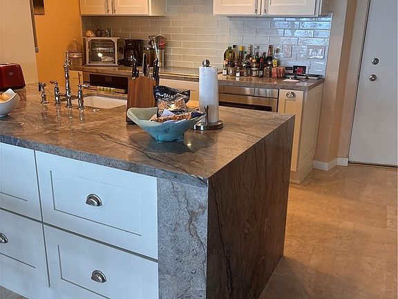 5th image of 700 E Ocean Blvd Unit 2205