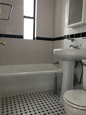 Rented by Waverly Realty Associates | media 31