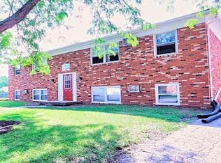 103 College Park Ct, Normal, IL 61761