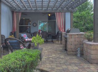 15825 Starling Crossing Dr, Lithia, FL 33547