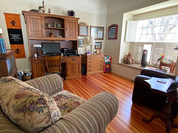 Office at front of house.