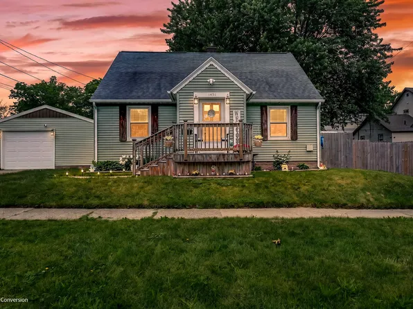 1451 Barclay St, Muskegon, MI 49441