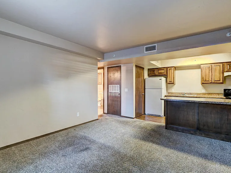 14415 N Pennsylvania Ave #B — Photo 17