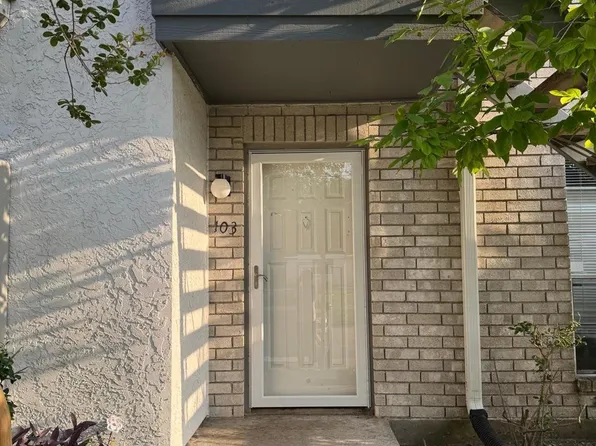8787 Brae Acres Rd APT 103, Houston, TX 77074