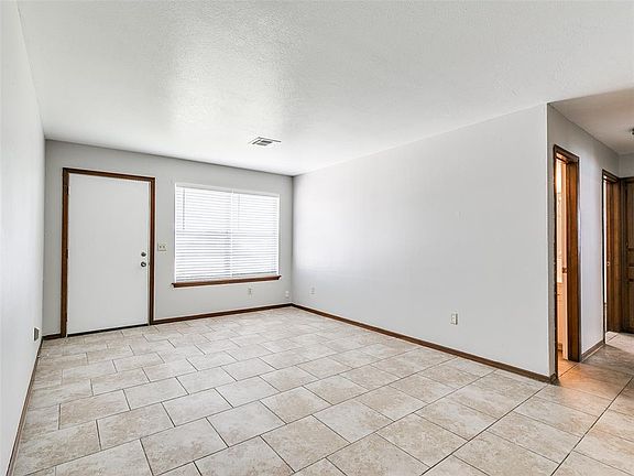 2nd image of 1228 SW 78th Ter