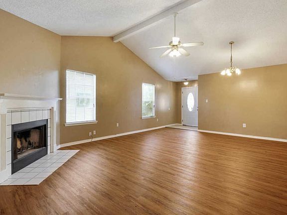 4th image of 4622 Laurelwood Dr
