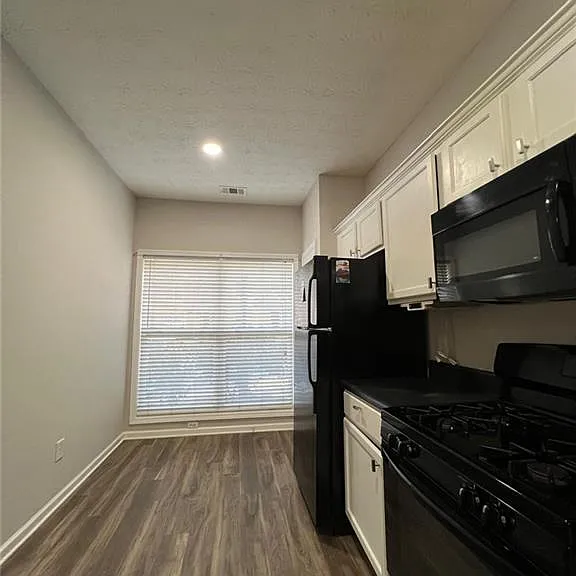 3795 Austin Park Ln — Photo 5