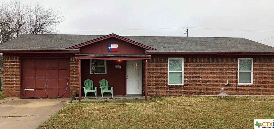 1st image of 3409 Crown Dr