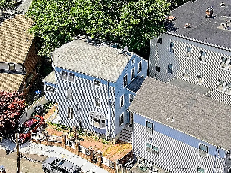 201-203 Clark St — Photo 20
