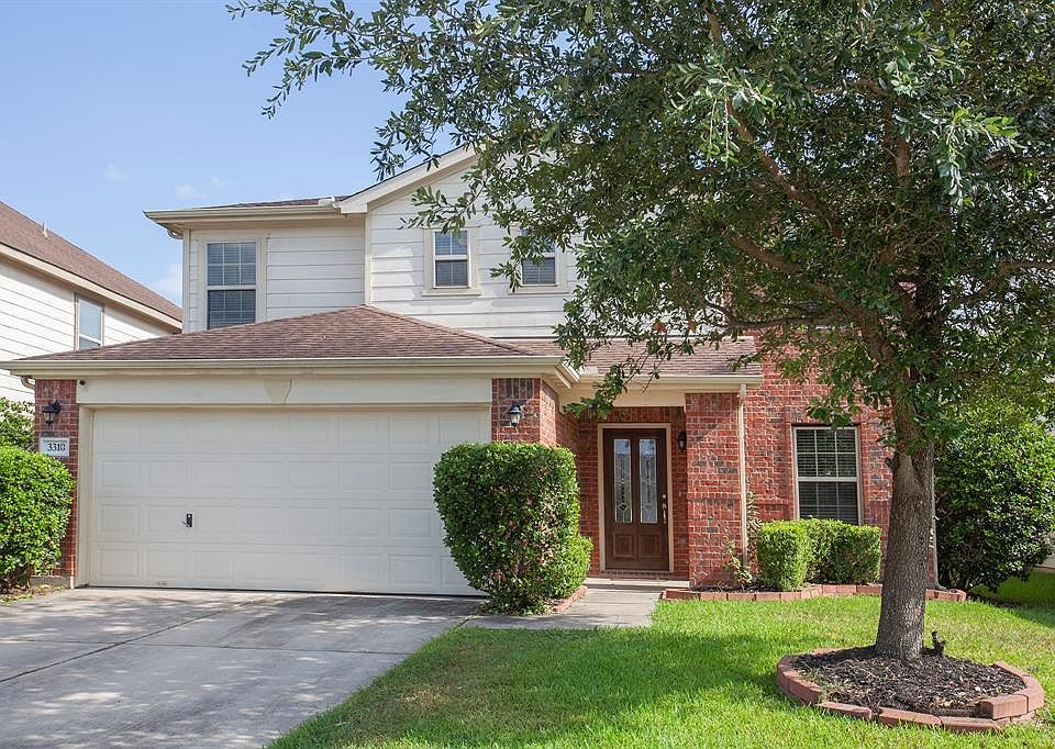 Welcome to 3310 Legends Garden Drive!