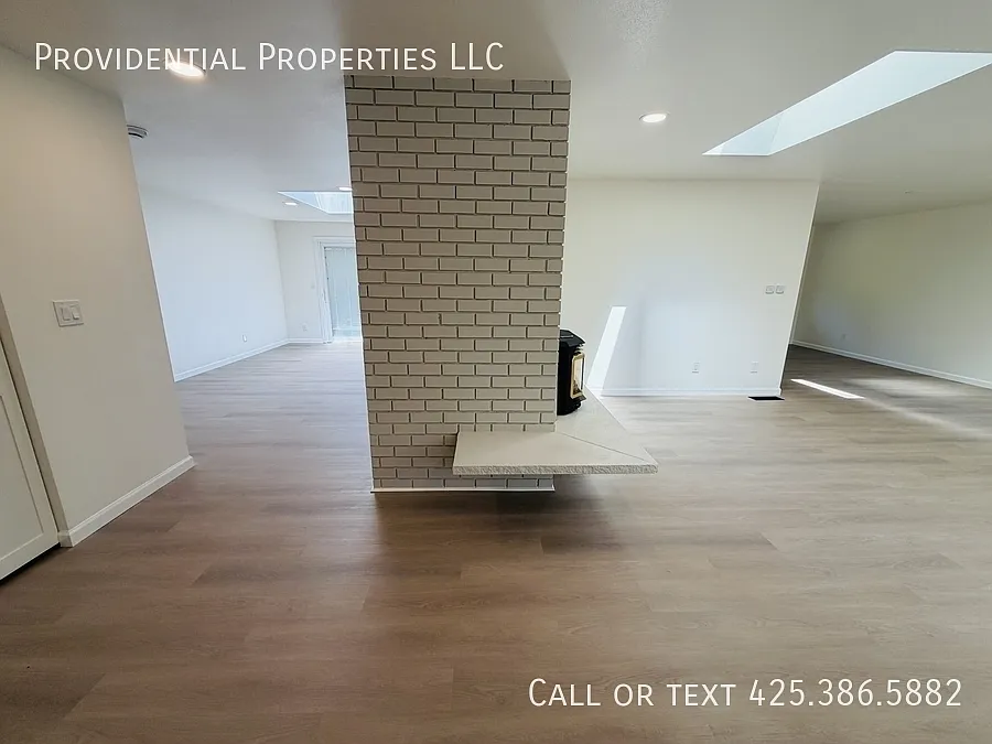4 bed, 1880 sqft, $5,100 — Photo 4