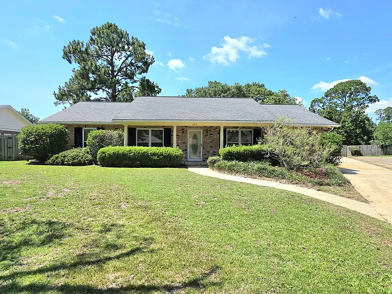 6819 Kitty Hawk Cir — Photo 1