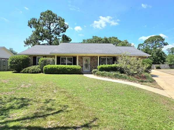 6819 Kitty Hawk Cir, Pensacola, FL 32506