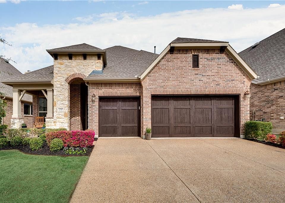 1st image of 2709 Cole Castle Dr