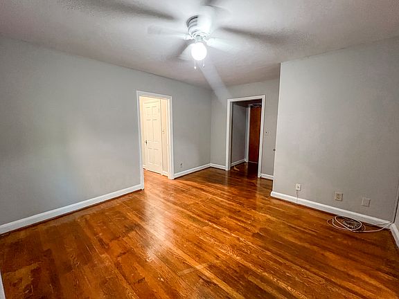 4th image of 4909 Hampden Ln APT 102