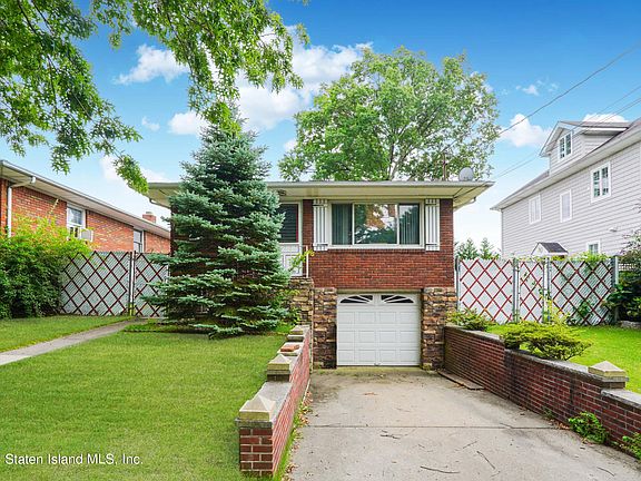 2nd image of 66 Ardsley St