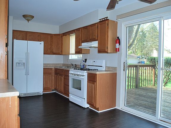 4th image of 8618 Heather Dr