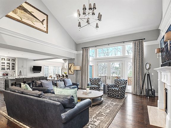4th image of 43 Clubhouse Dr #43