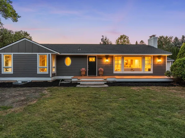 11934 James Rd, Minnetonka, MN 55343
