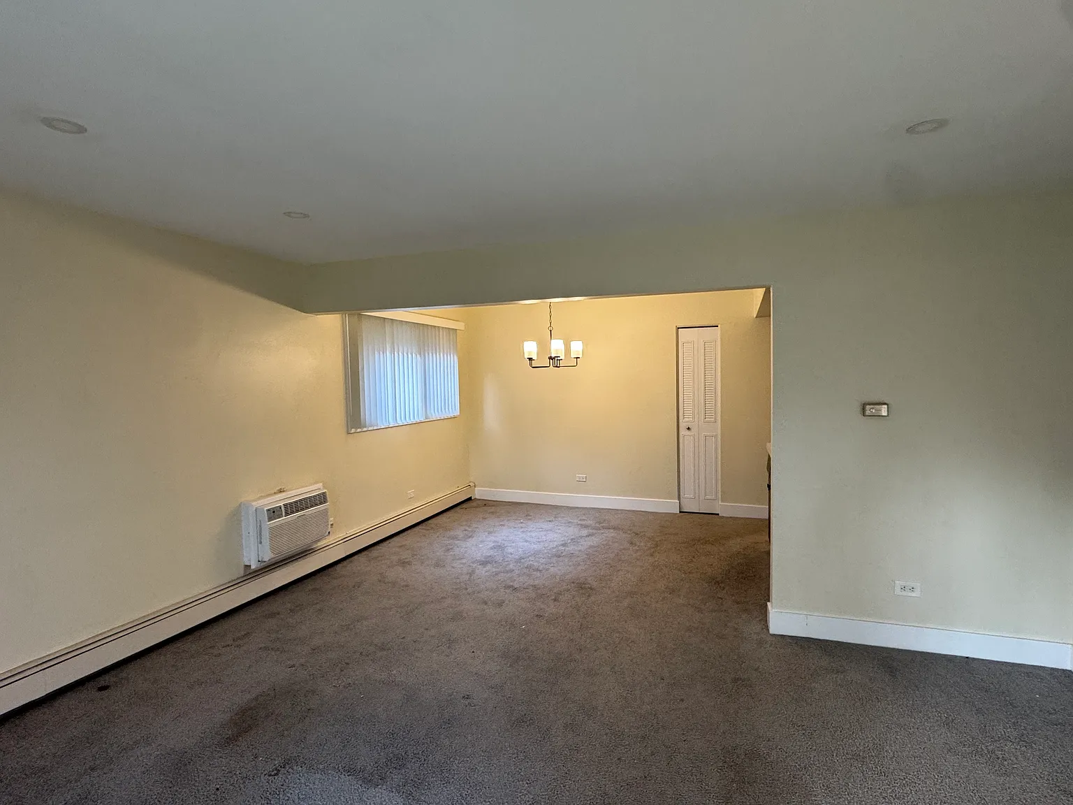 2 bed, $1,400 — Photo 1