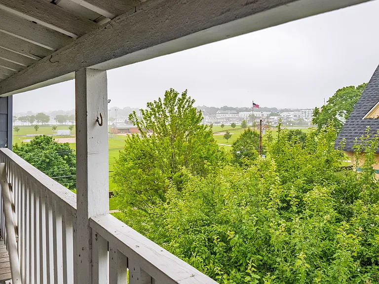 33 Seaview Ave #3A — Photo 28