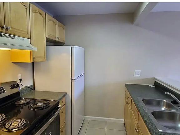 5th image of 2608 Nevada Ln