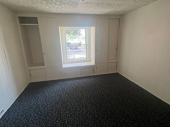 3rd image of 1621 Plum St #1