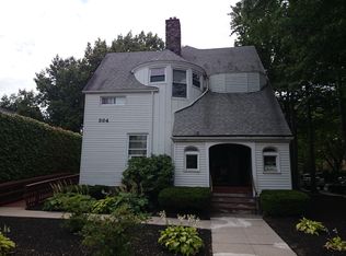 364 Harvard St, Brookline, MA 02446