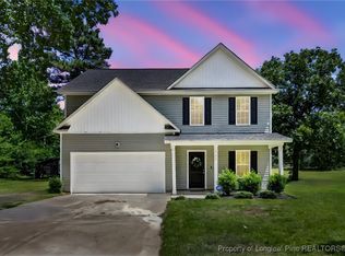 293 Hickory Dr, Raeford, NC 28376